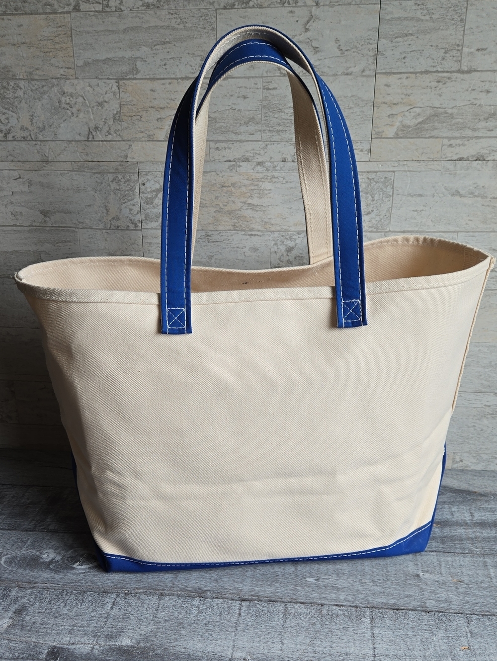 L.L. Bean Boat and Tote featuring an Acadia National Park logo Limited Edition - Picture 8 of 13